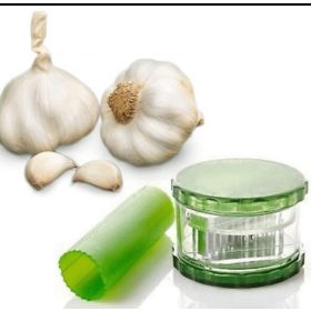 Mindig frissen daráló fokhagymaaprító és hámozó